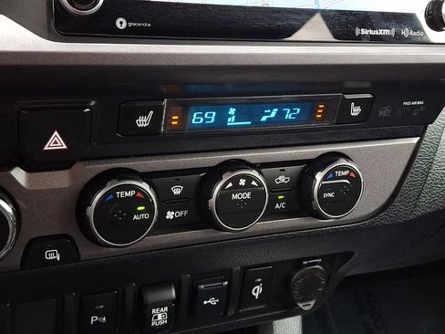 Used 2021 Toyota Tacoma TRD Pro AWD/4WD image 18