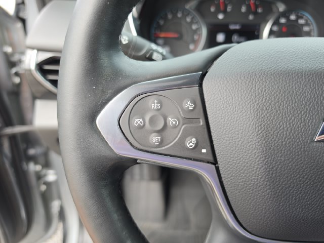 Used 2023 Chevrolet Traverse RS FWD image 34