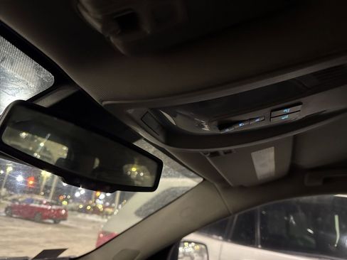 Used 2016 Chevrolet Equinox LT w/ Convenience Package image 14