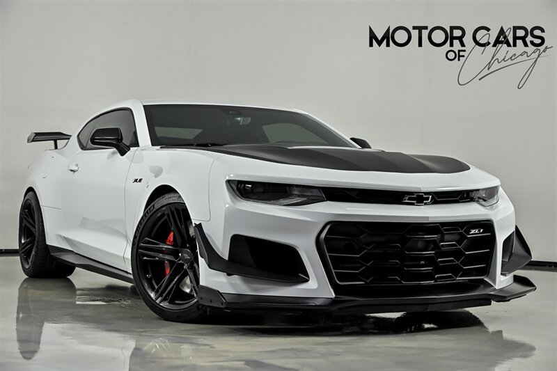 Used 2022 Chevrolet Camaro ZL1 RWD image 1