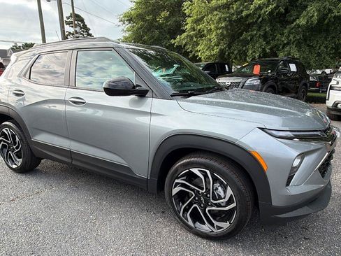 New 2026 Chevrolet TrailBlazer RS w/ Convenience Package FWD image 6