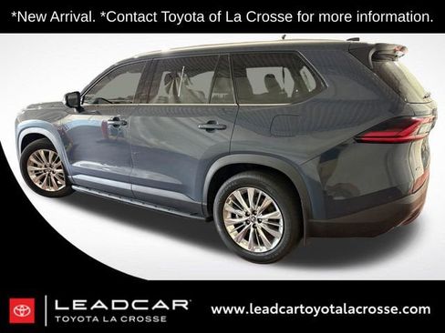 Used 2026 Toyota Grand Highlander AWD image 2