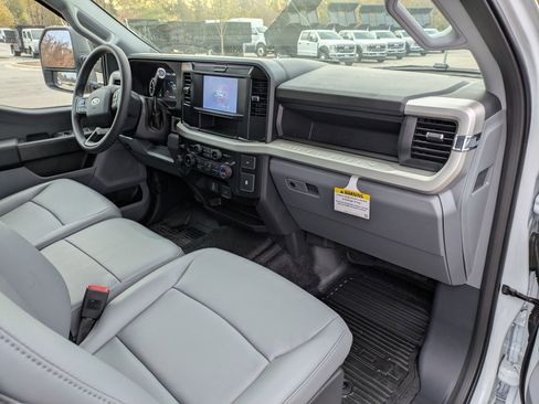 New 2025 Ford F350 XL w/ XL Chrome Package image 35