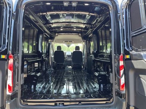 New 2026 Ford Transit 250 148 Medium Roof Extended AWD image 23