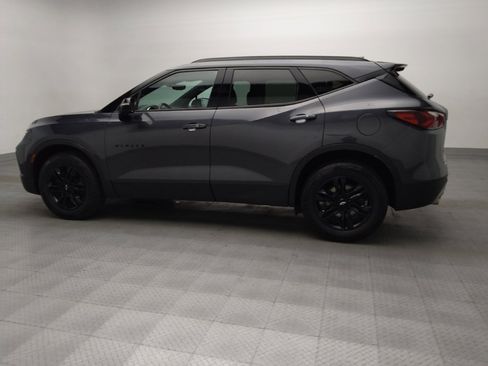 Used 2021 Chevrolet Blazer LT w/ Sound & Technology Package FWD image 3