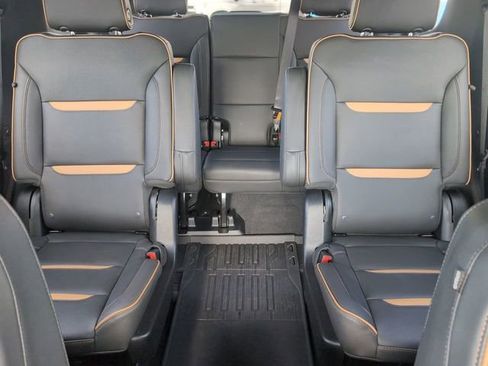 Used 2024 GMC Yukon AT4 w/ Technology Package image 13