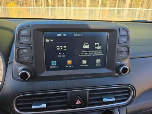 Used 2019 Hyundai Kona Limited image 22