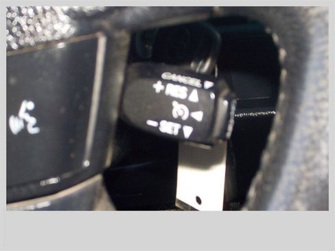 Used 2012 Toyota Tundra Limited w/ Platinum Pkg AWD/4WD image 22