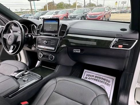 Used 2018 Mercedes-Benz GLE 43 AMG 4MATIC image 49