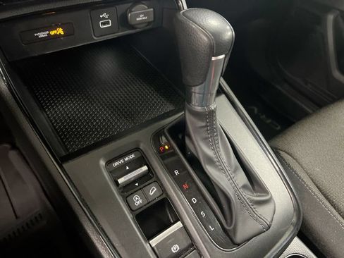 Used 2023 Honda CR-V LX image 17