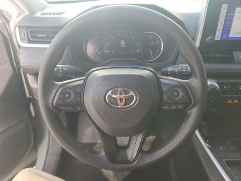 Used 2023 Toyota RAV4 XLE image 19
