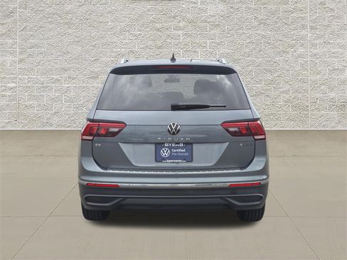 Certified 2024 Volkswagen Tiguan SE AWD/4WD image 6