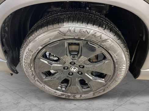 New 2026 Honda Pilot Black Edition image 11
