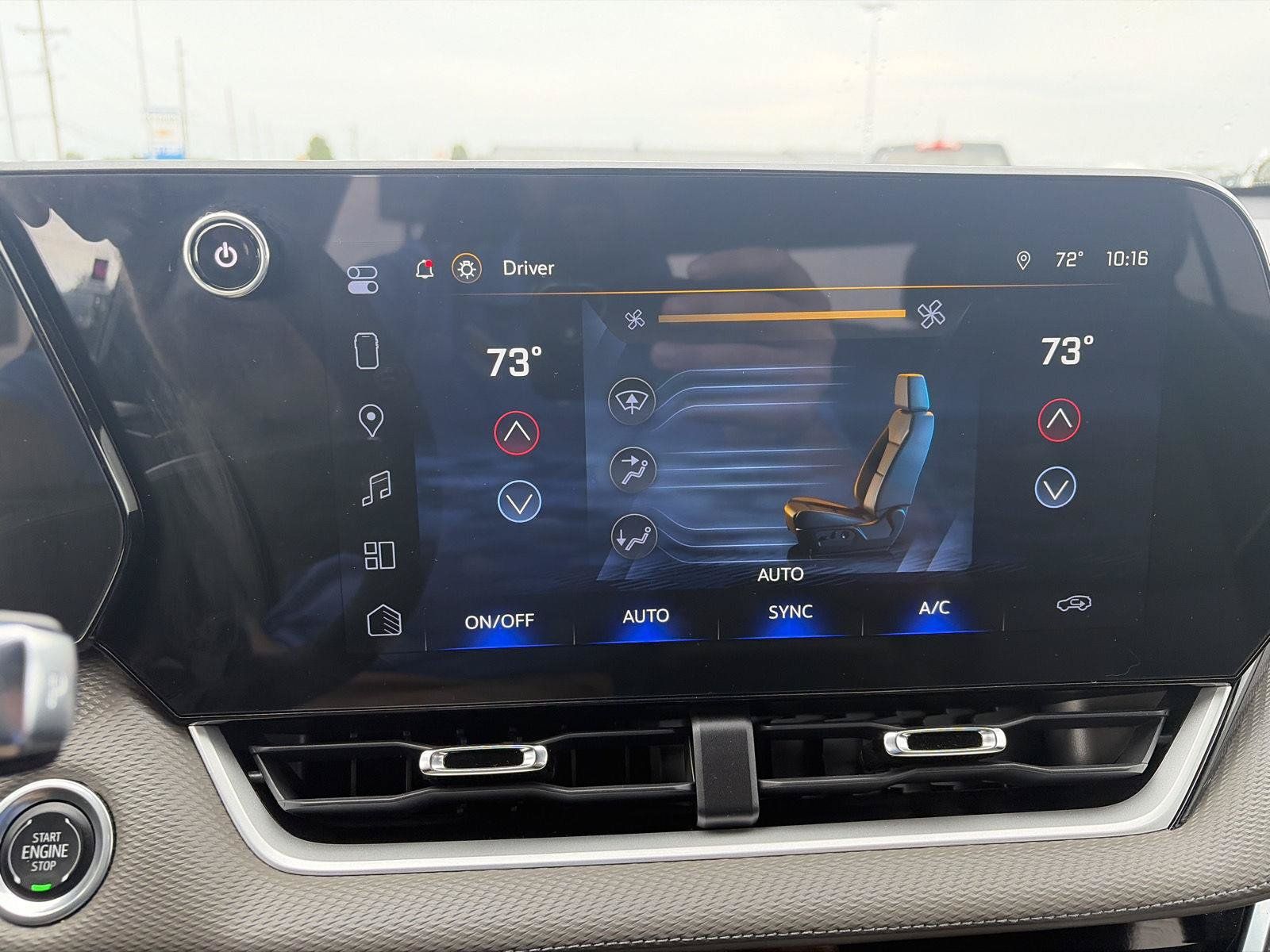 Used 2025 Chevrolet Equinox LT w/ Convenience Package II FWD image 25