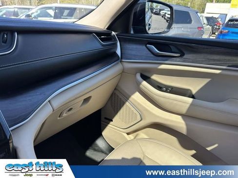 Certified 2021 Jeep Grand Cherokee L Limited w/ Luxury Tech Group II AWD/4WD image 38