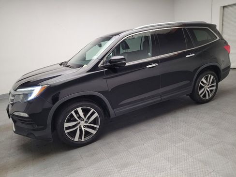 Used 2017 Honda Pilot Elite image 2