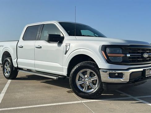Used 2025 Ford F150 XLT w/ Equipment Group 301A Standard AWD/4WD image 7