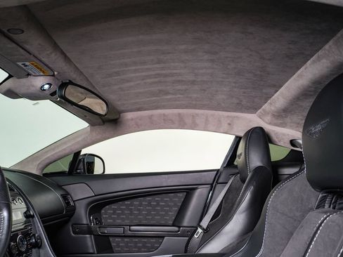 Used 2015 Aston Martin V8 Vantage GT RWD image 22