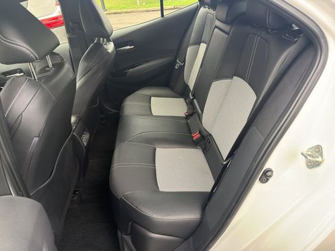 Used 2024 Toyota Corolla XSE FWD image 6