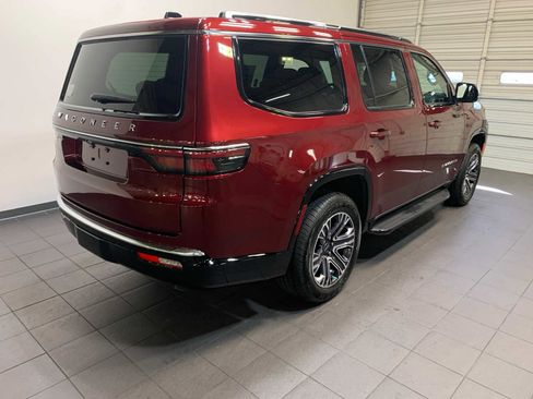 New 2025 Jeep Wagoneer 4WD w/ Premium Group I image 3