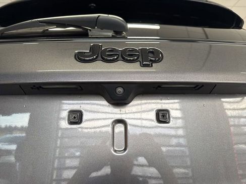 Used 2022 Jeep Compass Altitude w/ Sun and Sound Group image 19