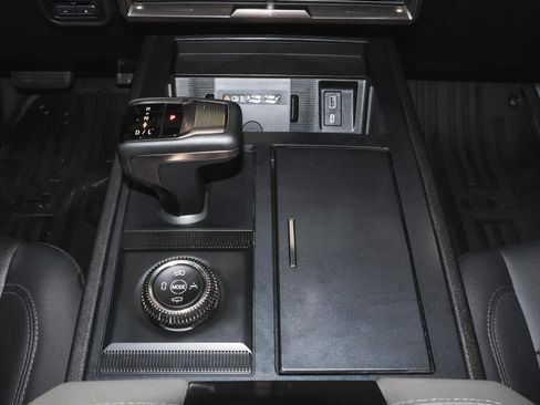 Used 2024 GMC Hummer EV 3X image 44