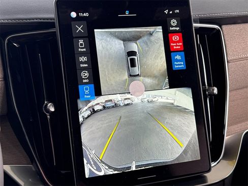 New 2026 Volvo XC90 T8 Plus image 20