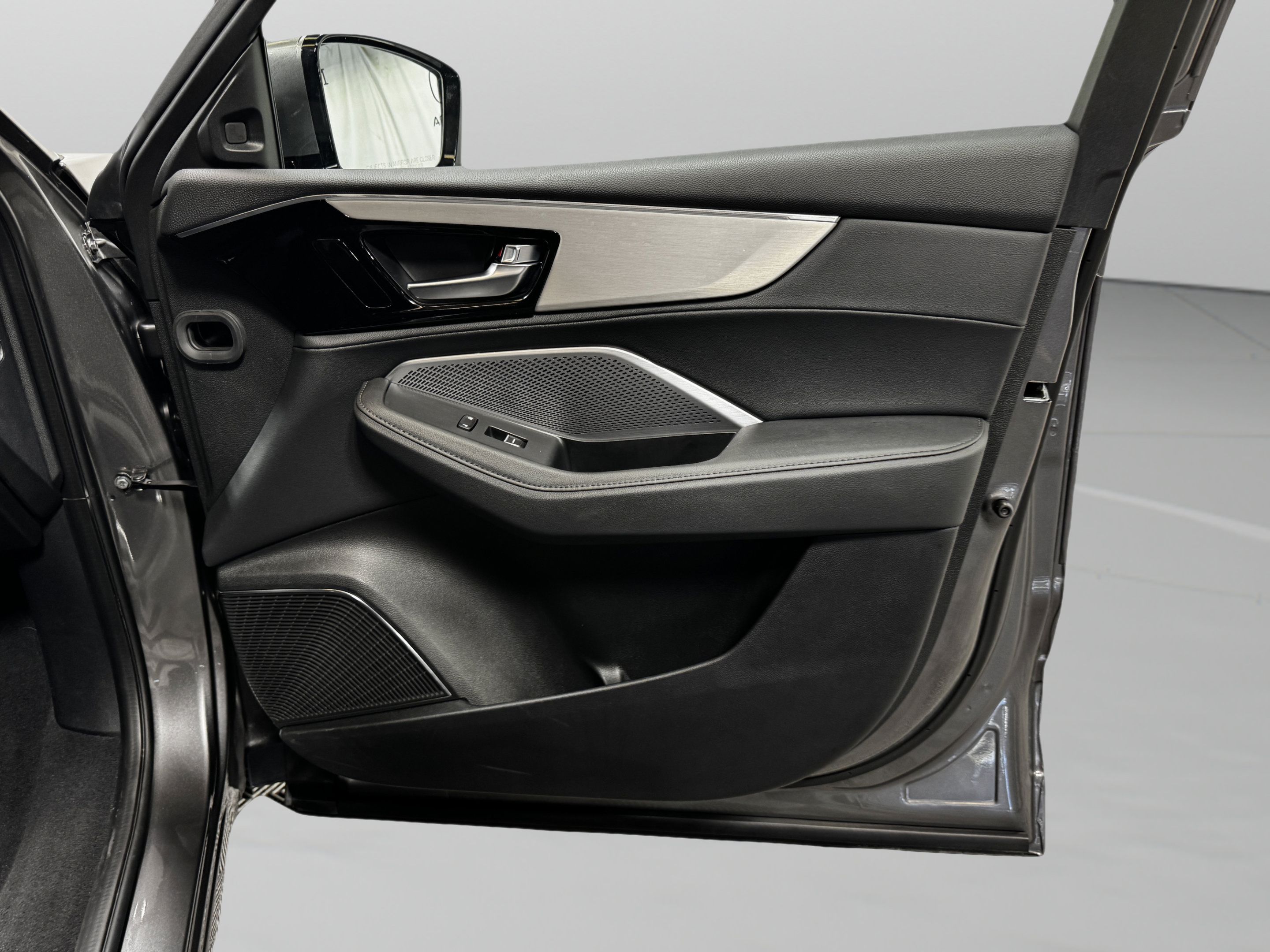 Certified 2026 Acura MDX FWD image 15