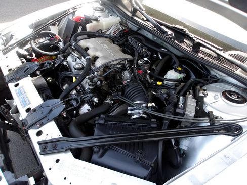 Used 2005 Buick Century Custom image 17