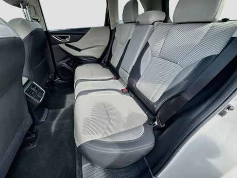 Used 2019 Subaru Forester Premium w/ All-Weather Package AWD/4WD image 29