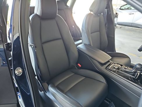 Certified 2025 MAZDA CX-30 AWD 2.5 S w/ Select Sport Pkg image 10