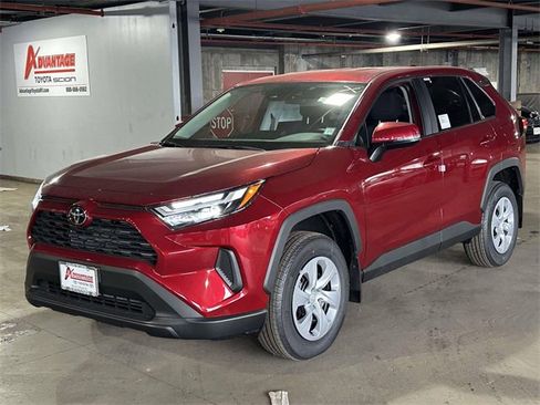 New 2025 Toyota RAV4 LE image 3