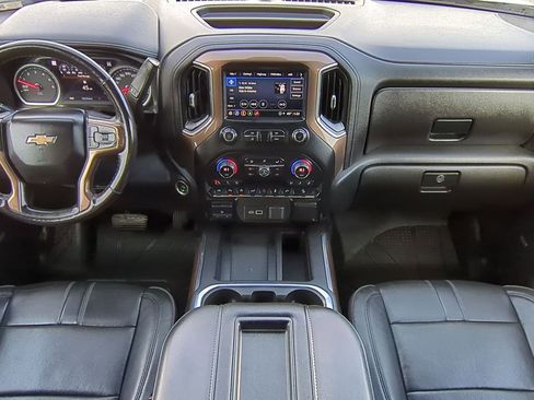 Used 2021 Chevrolet Silverado 1500 High Country w/ Technology Package image 17