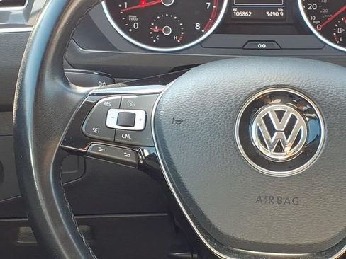 Used 2018 Volkswagen Tiguan S AWD/4WD image 11