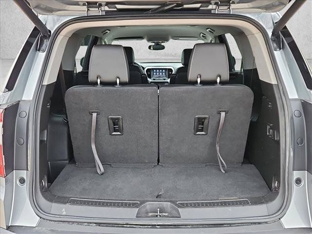 Used 2023 GMC Acadia SLT AWD/4WD image 6