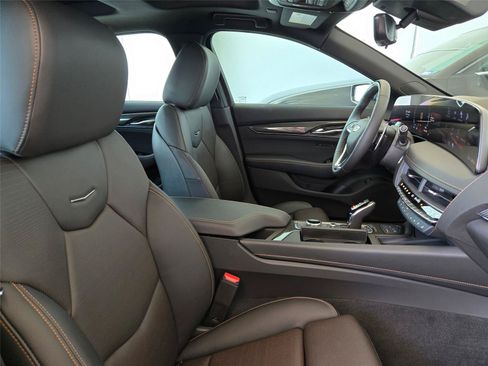 New 2026 Cadillac CT5 V w/ Technology Package RWD image 29