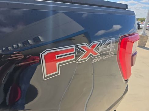 Used 2022 Ford F150 Lariat image 17