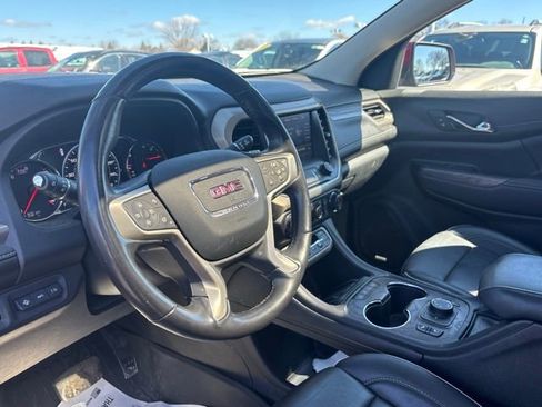 Used 2021 GMC Acadia Denali w/ Denali Ultimate Package AWD/4WD image 10