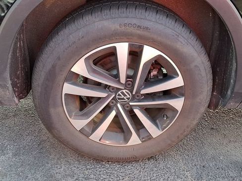 Used 2022 Volkswagen Tiguan S AWD/4WD image 5
