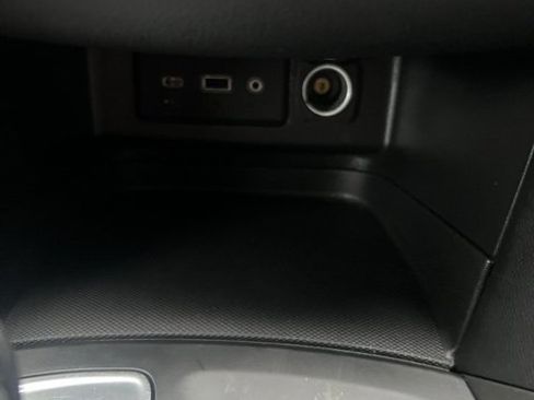 Used 2023 Chevrolet Equinox LT image 34