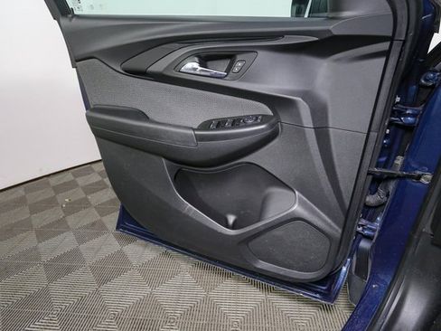 Used 2021 Chevrolet TrailBlazer LT w/ Convenience Package image 36