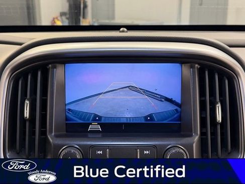 Used 2022 Chevrolet Colorado LT image 16