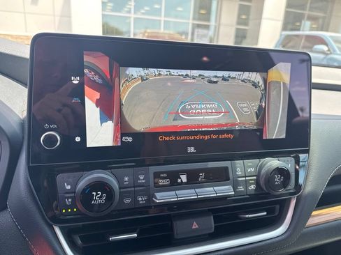 Used 2025 Toyota Grand Highlander AWD Hybrid image 9