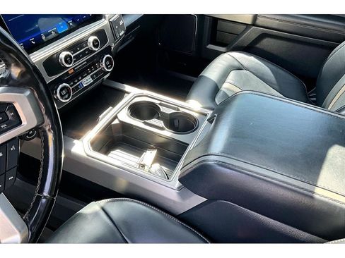 Used 2022 Ford F350 Platinum AWD/4WD image 15