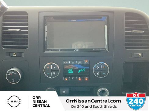 Used 2011 Chevrolet Silverado 1500 4x4 Crew Cab Hybrid image 21
