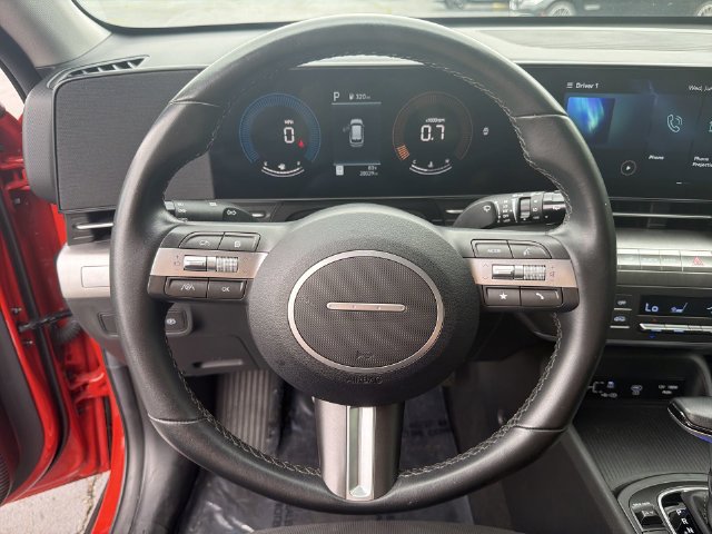 Used 2025 Hyundai Kona SEL FWD image 29