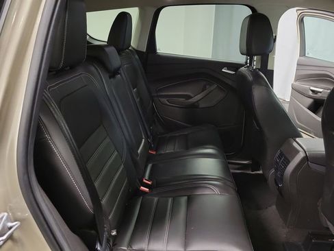 Used 2017 Ford Escape SE w/ SE Leather Comfort Package image 21