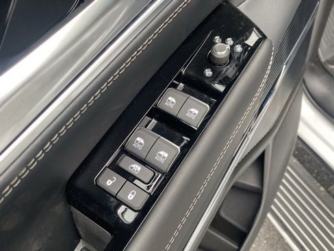 New 2024 Jeep Grand Wagoneer Series I w/ HD Trailer Tow Package image 13