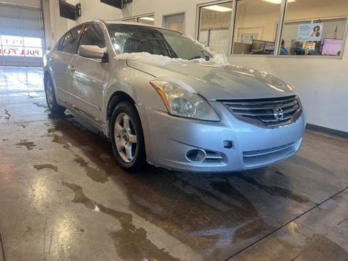 Used 2012 Nissan Altima 2.5 S image 1