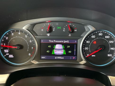 Used 2021 Chevrolet Traverse LT AWD/4WD image 14